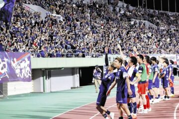 鹿児島ユナイテッド 前半戦５位 攻撃に手応え 巻き返しへ 課題は守備