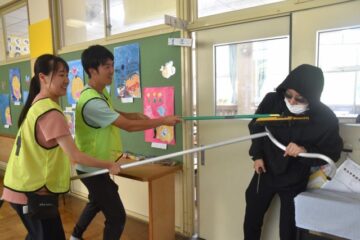 南伊豆東小で不審者対応訓練 教職員が対処法学ぶ―<b>下田</b>署
