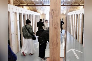 女性トイレの長い行列、大規模イベントの改善求め政府が緊急通知…男性用の一時転用も