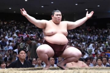 <b>熱海</b>富士が地元の期待を背に名古屋場所での飛躍誓う「目標は全勝」伊勢ケ浜親方と悪癖修正