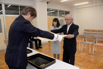 <b>下田市</b>が元市消防団長・西田竹郎さんに死亡叙勲伝達 – 伊豆新聞デジタル