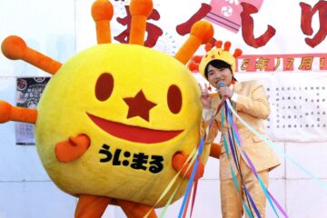 <b>小山</b>雄大が北海道奥尻町の祭りで歌謡ショーを開催 昨年は悪天候で訪問できず「やっと歌えて …