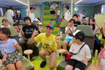 <b>熱海</b>港と初島を結ぶ高速船「金波銀波」が就航 小島よしおさんが船長に – Yahoo!ニュース
