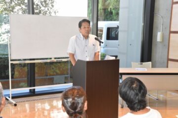広域ごみ処理脱退など 岡部町長が講演―<b>南伊豆</b>・寿大学