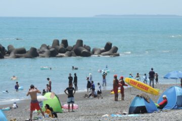 用宗海水浴場 2025年シーズンOPEN！｜静岡新聞アットエス