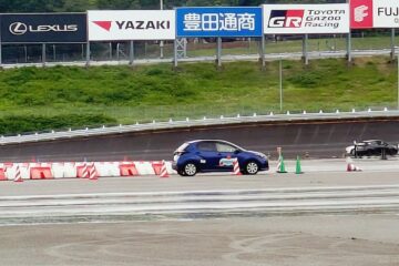 山梨自販、販社社員らが安全運転研修受講｜首都圏 – 日刊自動車新聞 電子版