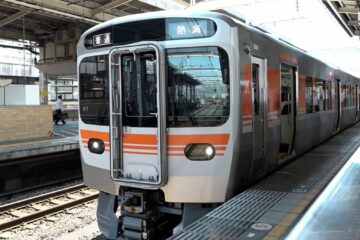 津波警報発表による30日のJR東海道線 運休295本 遅れ最大525分 7万1620人影響 31日は通常 …