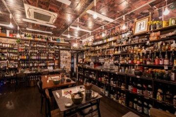 唯一無二の居酒屋「<b>熱海</b>ミニ横丁」が遂に完全体へ！ 味・数・値・ 場・演が最高の形で完成