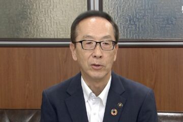 「やるべきことはやってきたという達成感もある」静岡県<b>富士市</b>の小長井義正市長が勇退決断 選挙 …