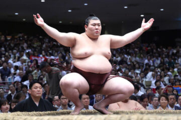 <b>熱海</b>富士が地元の期待を背に名古屋場所での飛躍誓う「目標は全勝」伊勢ケ浜親方と悪癖修正