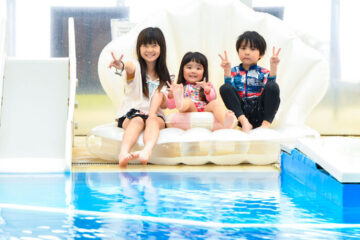 <b>伊豆</b>熱川温泉「ホテルカターラRESORT＆SPA」で夏イベント開催 うんこドリルとコラボ