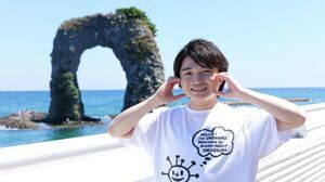 <b>小山</b>雄大、観光大使務める奥尻島で全１０曲熱唱「感無量です！」 – ニフティニュース
