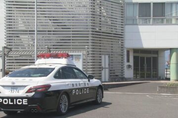 公民館で男性刺され死亡 乱入の男 男性だけ狙ったか 静岡 – テレ朝NEWS