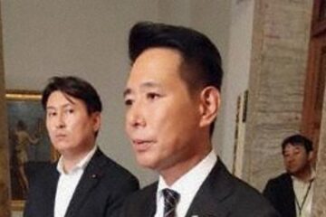 維新・前原共同代表が進退伺 参院選不振で執行部に批判続出 – 毎日新聞