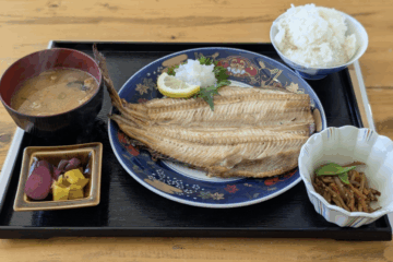 <b>沼津</b>港に「マルヤひもの食堂」 朝開きの干物など提供 – 沼津経済新聞