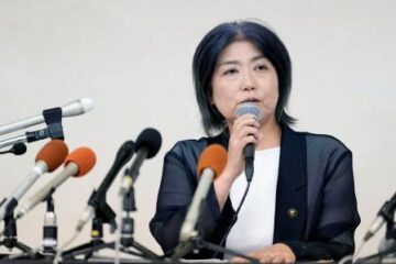 <b>伊東</b>市長の不信任案提出へ 学歴問題で議会主要会派 – 東京新聞