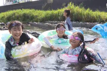水の中は「アイスみたい」体温超える危険な暑さ 浜松市佐久間で39.2℃…観測史上最高の地点も …