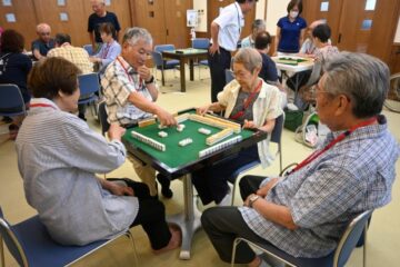 健康マージャン教室 ６０～９０代の１６人参加 <b>西伊豆</b>社協 – 伊豆新聞デジタル