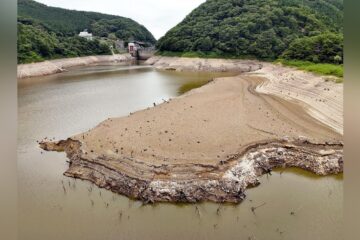 記録的な猛暑・少雨がコメどころ直撃…ダム貯水率０％、水田ひび割れ「収穫は減るだろう」
