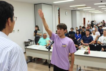 ２５チームが健闘誓う 熱海・初島団体競泳きょう開幕―<b>熱海市</b> – 伊豆新聞デジタル