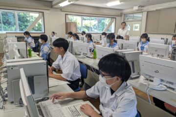 表計算ソフトに挑戦 賀茂、伊東、<b>三島</b>の中３参加―稲取高一日体験入学 – 伊豆新聞デジタル