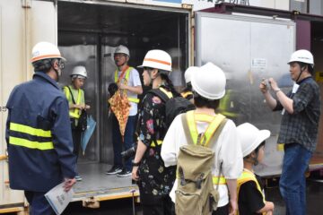 新<b>富士</b>駅の歴史学ぶ 釧路<b>市立</b>博物館企画、親子ら駅構内見学【釧路市】 – 釧路新聞