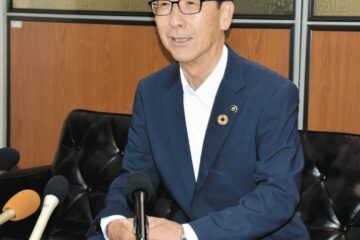 <b>富士</b>市長 4選不出馬 「3期12年は一つの区切り」 – 東京新聞
