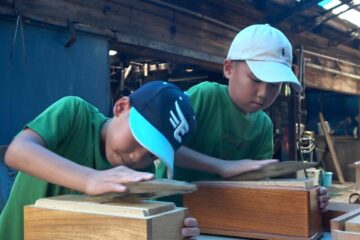 「独特のうまみがあった」老舗かつお節店で小学生が職場体験＝静岡・<b>西伊豆</b>町 – TBS NEWS DIG