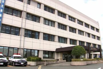 「灯油をまいている。火を付けるかも」夫婦げんかから自宅に放火しようとしたか 67歳男を逮捕 …