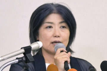 <b>伊東市</b>・田久保市長側「卒業証書は金庫保管」 卒業証書の提出拒否も百条委に証拠要求
