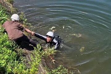 高校生2人が灌がい用水池で溺れた 救助の手を差し伸べたら落ちるしかない現実 #エキスパートトピ